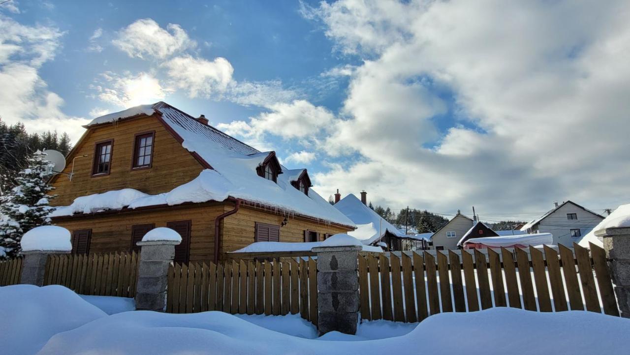 Važec Holidayhouse Chalupa Alzbetka מראה חיצוני תמונה