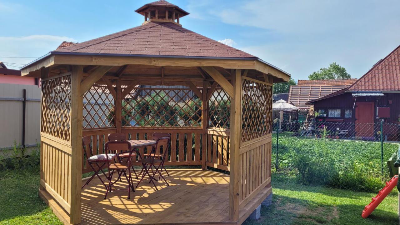 Važec Holidayhouse Chalupa Alzbetka מראה חיצוני תמונה